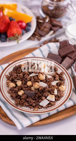 Neue Bilder von Haferkörnern, aufgenommen mit Schokolade, hochwertige Bilder Stockfoto