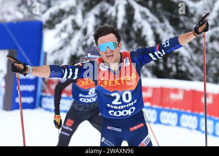 Cermis, Italien. Januar 2024. © Pierre Teyssot/MAXPPP; Skilanglauf-Weltmeisterschaft in Cermis, Italien am 7. Januar 2024. Val Di Fiemme Cermis Endbesteigung der Tour de Ski, Frankreichs Jules Lapierre © Pierre Teyssot/Maxppp Credit: MAXPPP/Alamy Live News Stockfoto