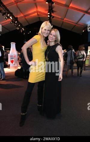 Natascha Gruen und Nova Meierhenrich ESCADA SPORT Escada SPORT Show während der Mercedes-Benz Fashion Week in Berlin - 18.01.2012 Copyright: XJamesxColdreyx Stockfoto