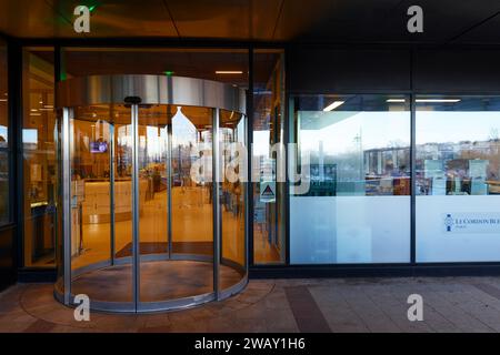 Der Eintritt in die Kochschule Le Cordon Bleu. 1895 in Paris gegründet, gilt es heute als das größte Netzwerk von Kulinarik- und Gastgewerbeschulen Stockfoto
