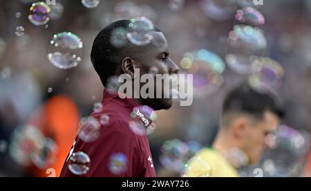 London, Großbritannien. Januar 2024. Kurt Zouma (West Ham) beim Spiel der dritten Runde des West Ham V Bristol City Emirates FA Cup im London Stadium. Dieses Bild ist NUR für REDAKTIONELLE ZWECKE bestimmt. Für jede andere Verwendung ist eine Lizenz von Football DataCo erforderlich. Quelle: MARTIN DALTON/Alamy Live News Stockfoto