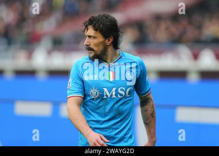 Mario Rui vom SSC Napoli während des Spiels der Serie A zwischen dem FC Turin und dem SSC Napoli am 7. Januar 2024 im Olympischen Stadion Grande Torino in Turin, Ital Stockfoto