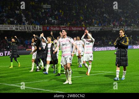 Salerno, Italien. Januar 2024. Die Spieler des Juventus FC feiern das Spiel der Serie A TIM zwischen US Salernitana und Juventus FC im Stadio Arechi, Salerno, Italien am 07. Januar 2024. Quelle: Nicola Ianuale/Alamy Live News Stockfoto