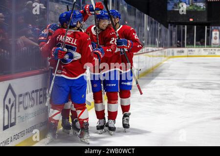 7. Januar 2024: Laval Rocket Spieler feiern in der ersten Periode ein Tor gegen die Utica Comets. Die Utica Comets veranstalteten die Laval Rocket in einem Spiel der American Hockey League im Adirondack Bank Center in Utica, New York. (Jonathan Tenca/CSM) Stockfoto