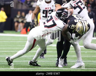New Orleans, USA. Januar 2024. Richie Grant (27) kämpft mit den New Orleans Saints, die am Sonntag, den 7. Januar 2024 bei einem Spiel der National Football League im Caesars Superdome in New Orleans, Louisiana, zurücklaufen. (Foto: Peter G. Forest/SIPA USA) Credit: SIPA USA/Alamy Live News Stockfoto