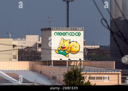 Green Co-op Supermarkt-Zeichen, das hochwertige Lebensmittel verkauft Stockfoto