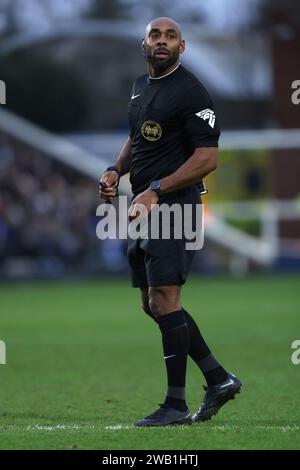 Peterborough, Großbritannien. Januar 2024. Schiedsrichter Sam Allison beim Spiel der dritten Runde des Peterborough United gegen Leeds United Emirates FA Cup im Weston Homes Stadium, Peterborough, Cambridgeshire, am 7. Januar 2024. Quelle: Paul Marriott/Alamy Live News Stockfoto