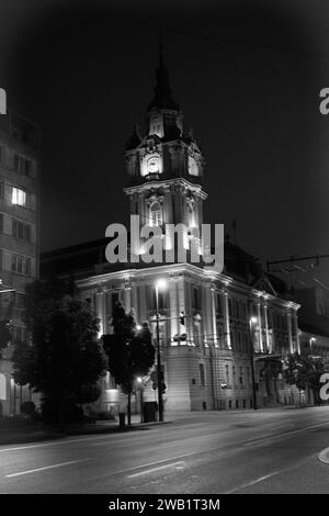 Bei Nacht in Cluj-Napoca, Rumänien Stockfoto