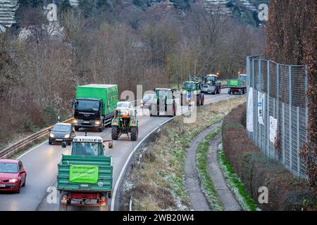 Demonstration Der Landwirte Im Landkreis Ludwigsburg - Bauern Legen Die ...