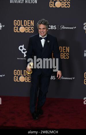 Los Angeles, USA. Januar 2024. LOS ANGELES, USA. 7. Januar 2024: Mark Ruffalo im Pressesaal der 81. Golden Globe Awards im Beverly Hilton Hotel. Bildnachweis: Paul Smith/Alamy Live News Stockfoto