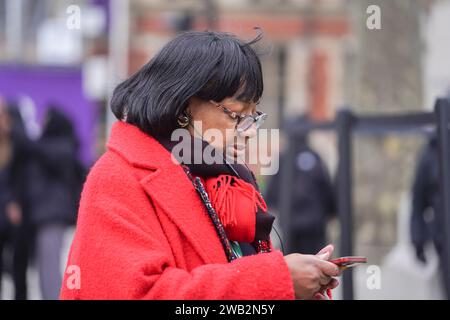 London, Großbritannien. 8. Januar 2024. Diane Abbott, ehemalige Shadow Home Sekretärin unter Jeremy Corbyn und Labour-Mitglied für Hackney North und Stoke Newington in Westminster. Quelle: amer Gazzal/Alamy Live News Stockfoto