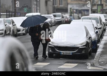 ©PHOTOPQR/LE PROGRES/Rémy PERRIN - Saint-Etienne 08/01/2024 - Illustration Froid -Illustration Froid neige hiver 8. Januar 2024. Kältewelle in Frankreich Stockfoto