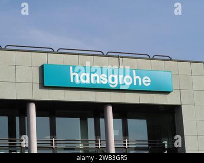 TURIN, ITALIEN - CA. FEBRUAR 2022: Schild Hansgrohe Storefront Stockfoto