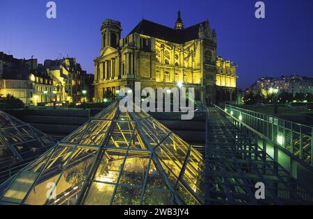 FRANKREICH PARIS (75) 1. ARRONDISSEMENT, KIRCHE ST. EUSTACHE AUS DEM ALTEN FORUM DES HALLES (1979-2014) Stockfoto