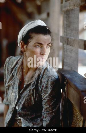 Paradise Road Jahr : 1997 - Australien / USA Regie : Bruce Beresford Julianna Margulies Stockfoto