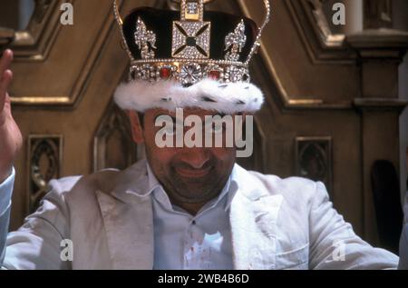 Johnny English Jahr : 2003 UK Regie : Peter Howitt Rowan Atkinson Stockfoto