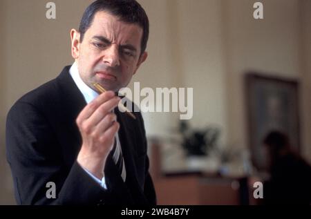 Johnny English Jahr : 2003 UK Regie : Peter Howitt Rowan Atkinson Stockfoto