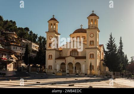 Details St. Demetrius Kathedrale der Stadt Berat in Albanien, der Stadt der tausend Fenster. Reisefoto, Nobody-November 9,2023 Stockfoto