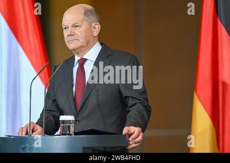 Berlin, Deutschland 08. Januar 2024: Begrüßung des Premierministers des Großherzogtums Luxemburg - 08.01.2024 im Bild: Bundeskanzler Olaf Scholz SPD *** Berlin, Deutschland 08 Januar 2024 Begrüßung des Ministerpräsidenten des Großherzogtums Luxemburg 08 01 2024 Bild: XFotostandx/xReuhlx Stockfoto