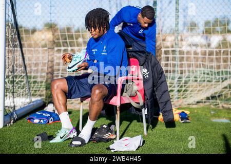 Oliva, Spanien. Januar 2024. Gent's Gift Emmanuel Orban, fotografiert während des Wintertrainings der belgischen Fußballmannschaft KAA Gent, in Oliva, Spanien, Montag, den 08. Januar 2024. BELGA FOTO JASPER JACOBS Credit: Belga News Agency/Alamy Live News Stockfoto