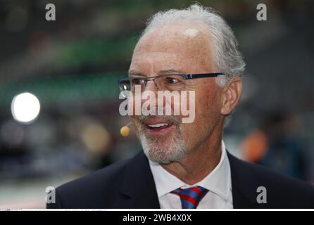 Berlin, Deutschland. Mai 2014. Fußballlegende FRANZ BECKENBAUER starb am 7 Januar 2024 - Franz BECKENBAUER im Olympiastadion Berlin am 17 Mai FcBAYERN München vs BVB Dortmund beim DFB POKALFINALE BERLIN 2014 - Fußballspiel BERLIN - Olympiastadion Berlin 17.05.2014 - FUflBALL Spiel - gebührenpflichtiges Bild: Copyright © ATP/Arthur THILL (Arthur THILL/ATP/SPP) Credit: SPP Sport Press Photo. /Alamy Live News Stockfoto