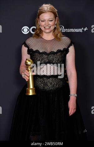 Sarah Snook mit dem Preis für die beste Hauptdarstellerin in der Drama