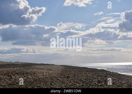 Klitmoller Sanfte Wellen Am Magischen Sandstrand, Fabelhaftes Blaues Wasser, Stockfoto