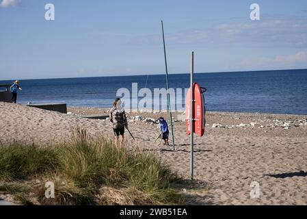 Klitmoller Sanfte Wellen Am Magischen Sandstrand, Fabelhaftes Blaues Wasser, Stockfoto