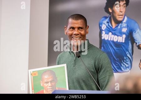 International Broadcasting Center - Serie A, Lissone (Mailand), Italien, 08. Januar 2024, Aldair während der Präsentation des Fotoalbums der Panini-Fußballer in Serie A - News Credit: Live Media Publishing Group/Alamy Live News Stockfoto