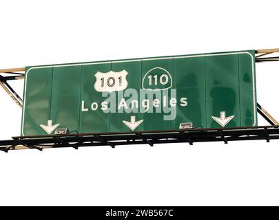 Los Angeles Route 101 und 110 Freeway Pfeilschild mit ausgeschnittenem Hintergrund. Stockfoto