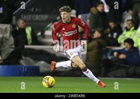 Wigan, Großbritannien. Januar 2024. Alejandro Garnacho von Manchester United in Aktion. Emirates FA Cup, Spiel der dritten Runde, Wigan Athletic gegen Manchester United im DW Stadium in Wigan, Lancs am Montag, den 8. Januar 2024. Dieses Bild darf nur für redaktionelle Zwecke verwendet werden. Nur redaktionelle Verwendung, Bild von Chris Stading/Andrew Orchard Sportfotografie/Alamy Live News Credit: Andrew Orchard Sportfotografie/Alamy Live News Stockfoto