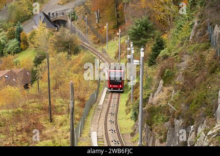 Die Fløibanen ist eine Standseilbahn in der norwegischen Stadt Bergen. Sie verbindet das Stadtzentrum mit dem Berg Fløyen Stockfoto