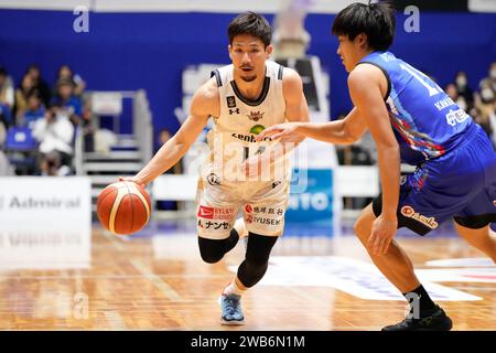 Ryuichi Kishimoto (Goldene Könige), 6. JANUAR 2024 - Basketball: 2023-24 B. LIGA B1 Ligaspiel zwischen Fighting Eagles Nagoya 68-57 Ryukyu Goldene Könige im Biwajima Sports Center in Nagoya, Japan. Quelle: SportsPressJP/AFLO/Alamy Live News Stockfoto