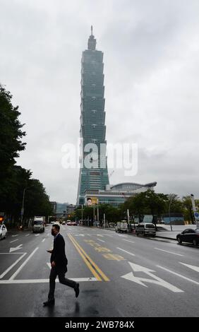 Das Taipei 101 Wolkenkratzer im Finanzviertel Taipeh, Taiwan. Stockfoto