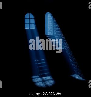 In einem alten Steinschloss bei Nacht im Mondschein. Stockfoto