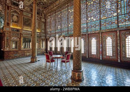 Innenansicht des Windcatcher Building (Emarat e Badgir) im Golestan Palace, UNESCO-Weltkulturerbe. Teheran, Iran. Stockfoto