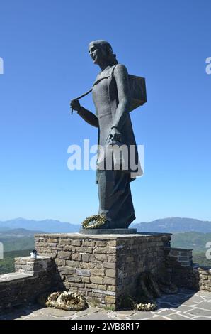 Griechenland, Nordwesten, Epirus-Region, Ioannina Kalpaki-Denkmal, Zagoria-vilagges, Kipoi und Tsepelovo Stockfoto