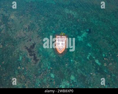 Ein Blick aus der Vogelperspektive auf den Sunken Cemetery, Camiguin Island, Philippinen Stockfoto