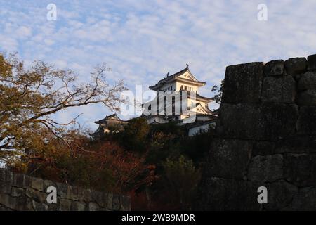 Himeji Castle am Abend, von der Nordseite in Himeji, Japan Stockfoto