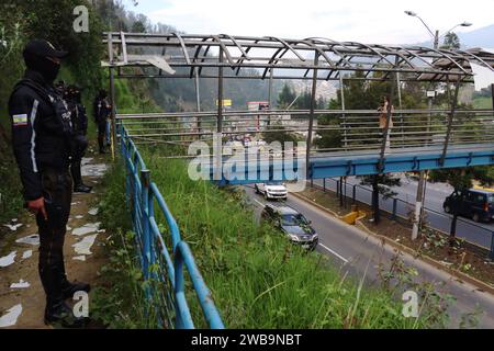 ATENTADO-PASO-PEATONAL-TREBOL Quito, Martes 9 de enero del 2024 Puente peatonal que sufrio un atentado con explosivos en el sector del TrÃ bol Via al Valle de los Chillos, Centro Oriente de la ciudad de Quito. Fotos:Rolando Enriquez/API Quito Pichincha Ecuador CLJ-ATENTADO-PASO-PEATONAL-TREBOL-d28e534eba9d26c8536e5bad2279db7e *** ACHTUNG ATENTADO PASO PEATONAL TREBOL Quito, Dienstag, 9. Januar 2024 Fußgängerbrücke, die einen Sprengstoffangriff im Sektor von TrÃ bol, Valle Chillos erlitt Zentrum östlich der Stadt Quito Fotos Rolando Enriquez API Quito Pichincha Ecuador CL Stockfoto