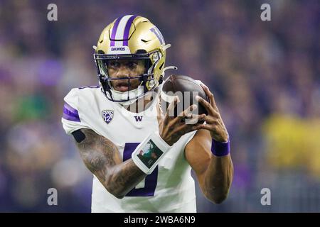 8. Januar 2024: Washington Quarterback Michael Penix Jr. (9) während des College Football Playoff National Championship-Spiels zwischen den Washington Huskies und den Michigan Wolverines im NRG Stadium in Houston, Texas. John Mersits/CSM Stockfoto