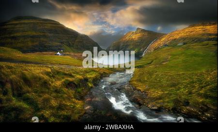 Kirche in Saksun auf dem Streymoy, Färöer Inseln, Dänemark Stockfoto