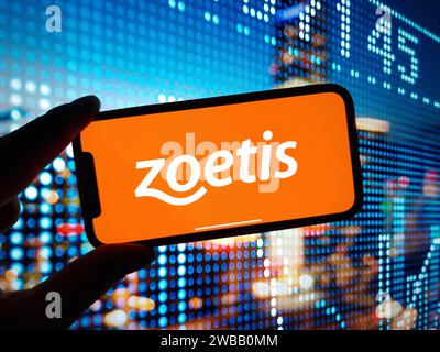 Konskie, Polen - 07. Januar 2024: Das Firmenlogo von Zoetis wird auf dem Bildschirm des Mobiltelefons angezeigt Stockfoto