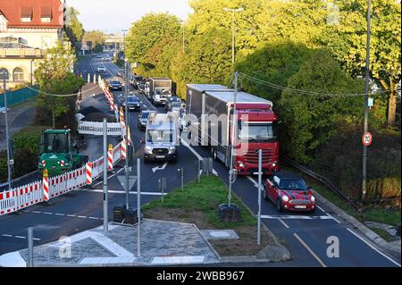 Baustelle Schwanheimer Ufer / Lyoner Straße. 30.09.2022 Frankfurt Baustelle Schwanheimer Ufer Ecke Lyoner Straße. Frankfurt Frankfurt Hessen Deutschland *** Baustelle Schwanheimer Ufer Lyoner Straße 30 09 2022 Frankfurt Baustelle Schwanheimer Ufer Ecke Lyoner Straße Frankfurt Frankfurt Hessen Deutschland Stockfoto