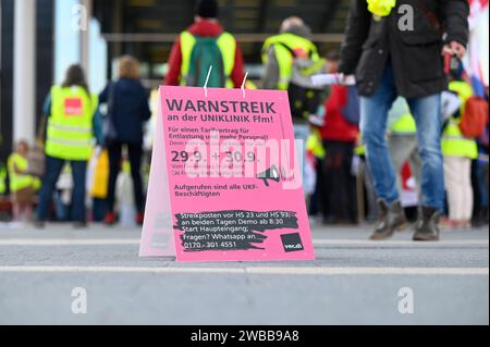 Verdi Warnstreik vor der Uniklinik 30.09.2022 Frankfurt Verdi Warnstreik der Angestellten der Uniklinik Frankfurt. Frankfurt Frankfurt Hessen Deutschland *** Verdi-Warnstreik vor dem Universitätsspital 30 09 2022 Frankfurt Verdi Warnstreik der Mitarbeiter des Universitätsspitals Frankfurt Frankfurt Frankfurt Frankfurt Hessen Deutschland Stockfoto