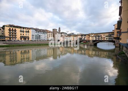 Brücke Ponte Vecchio in Florenz, Italien Stockfoto