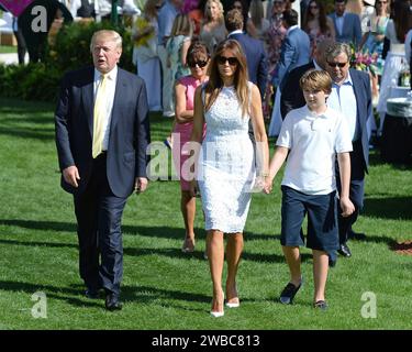 PALM BEACH, FL - JANUAR 04: Donald Trump, Melania Trump, Barron Trump nimmt am 4. Januar 2015 im Mar-A-Largo Club in Palm Beach, Florida, am Trump Invitational Grand Prix Mar-A-Lago Club Teil. Personen: Donald Trump, Melania Trump, Barron Trump Kredit: Storms Media Group/Alamy Live News Stockfoto