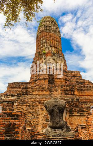 Ayutthaya, Pagode im Wat Phra RAM Tempel, einer der berühmten Tempel in Ayutthaya, Tempel im Ayutthaya Historical Park, Provinz Ayutthaya, Thailand. UNES Stockfoto