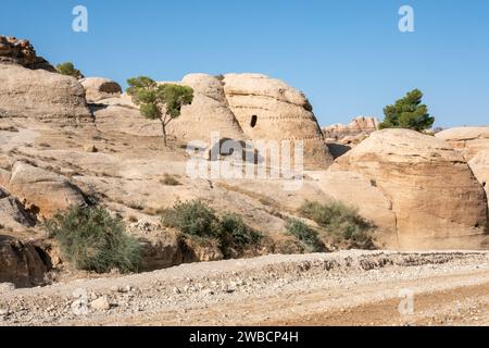 Berühmte antike Steingräber in bab AS-siq in der Nähe von Petra in Jordanien Stockfoto