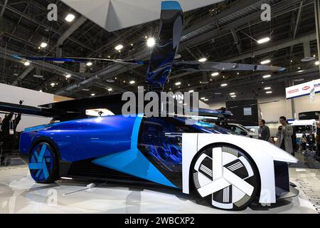 Las Vegas, USA. Januar 2024. Das eVTOL Flying Car von Xpeng, das am 9. Januar 2024 während der CES 2024 - Tag 1 im Las Vegas Convention Center in Las Vegas, NV, ausgestellt wird. (Travis P Ball/SIPA USA) Credit: SIPA USA/Alamy Live News Stockfoto